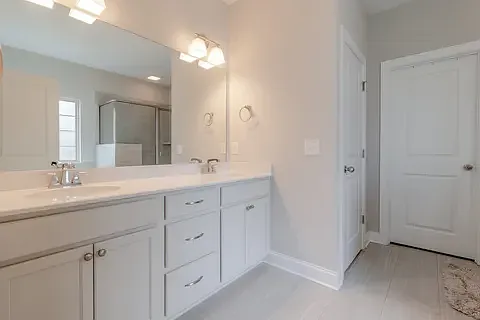 503 Cunningham Ct — Photo 6
