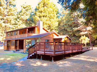 31301 Airport Rd, Fort Bragg, CA 95437