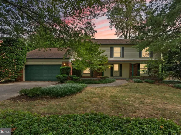 11111 Lamplighter Ln, Rockville, MD 20854