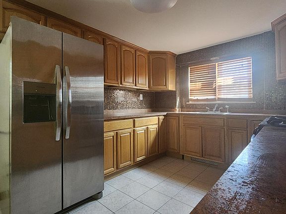3rd image of 1444 Macdonough Pl #3