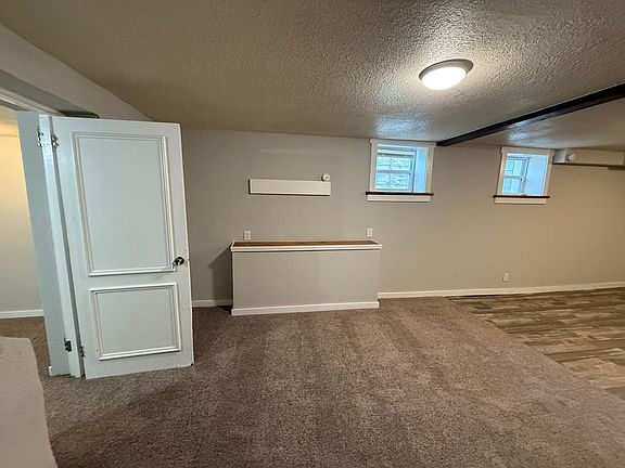 5th image of 4005 Holly St #1B
