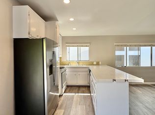 659 4th St #D, Hermosa Beach, CA 90254