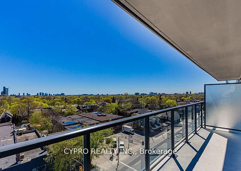 500 Dupont St #616 — Photo 3