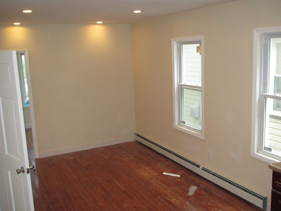1st image of 11740 133rd St