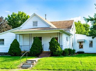 810 E 14th St, Sedalia, MO 65301