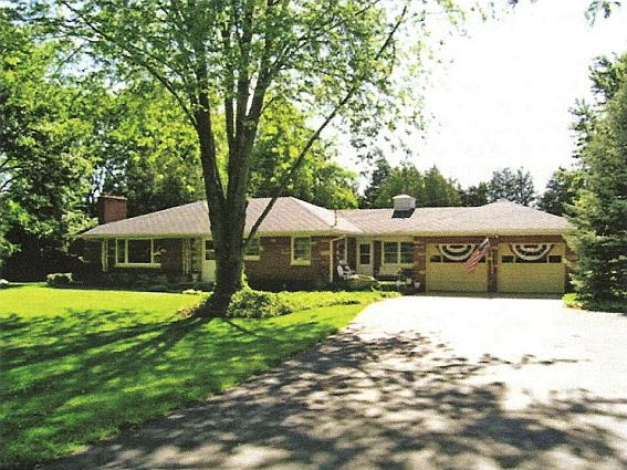 1st image of 6215 Kuttshill Dr NE