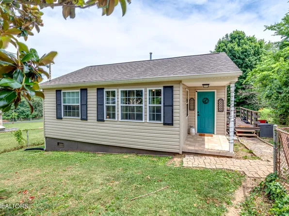 6812 Charlotte Dr, Knoxville, TN 37924