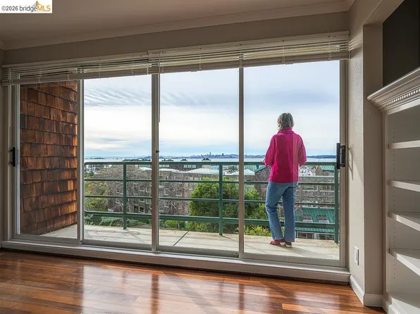 1201 Brickyard Way APT 112, Richmond, CA 94801