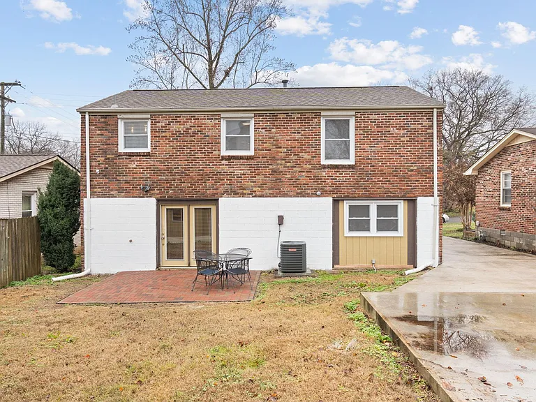 613 Nashua Ln — Photo 31
