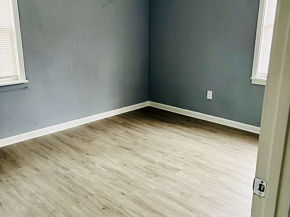4th image of 1014 N Monroe Ave