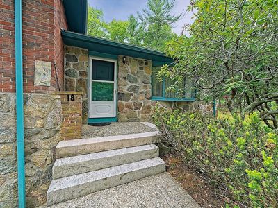 18 Shady Oak Dr, Mattapoisett, MA, 02739