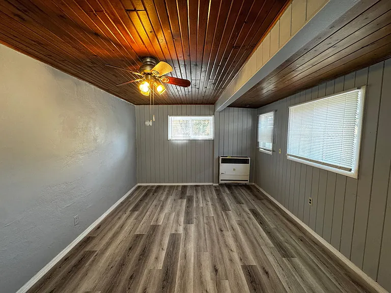 426 Headingly Ave NW #A — Photo 28