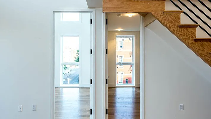 Rented by Nooklyn NYC LLC | media 32