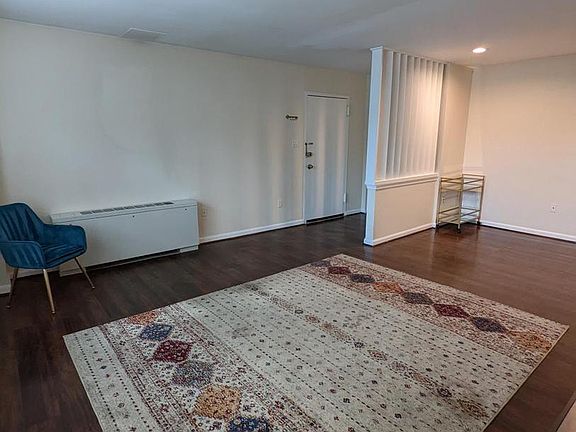 5th image of 4427 Romlon St APT 304