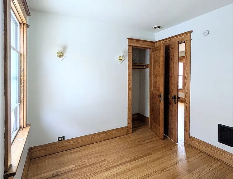47 Bridgeman St #UPPER — Photo 11