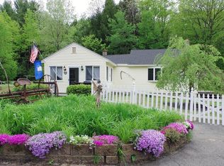 6 Brooks Village Rd, Templeton, MA 01468