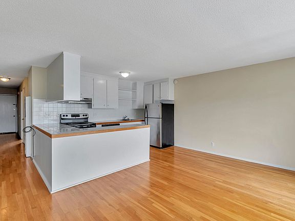 4th image of 173 Haight St APT 206