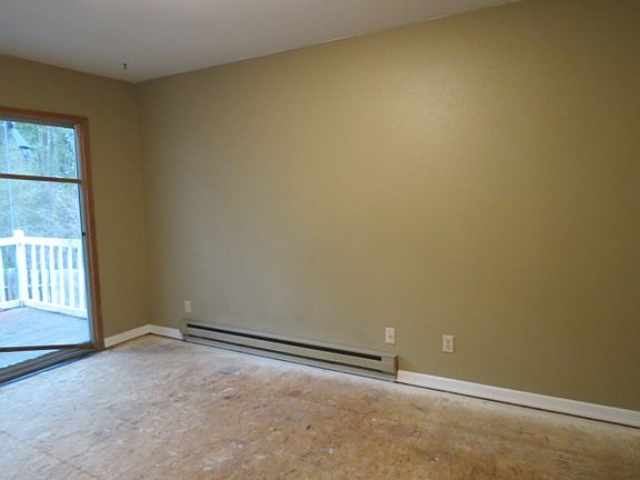 5th image of 2081 NE 9th Ave