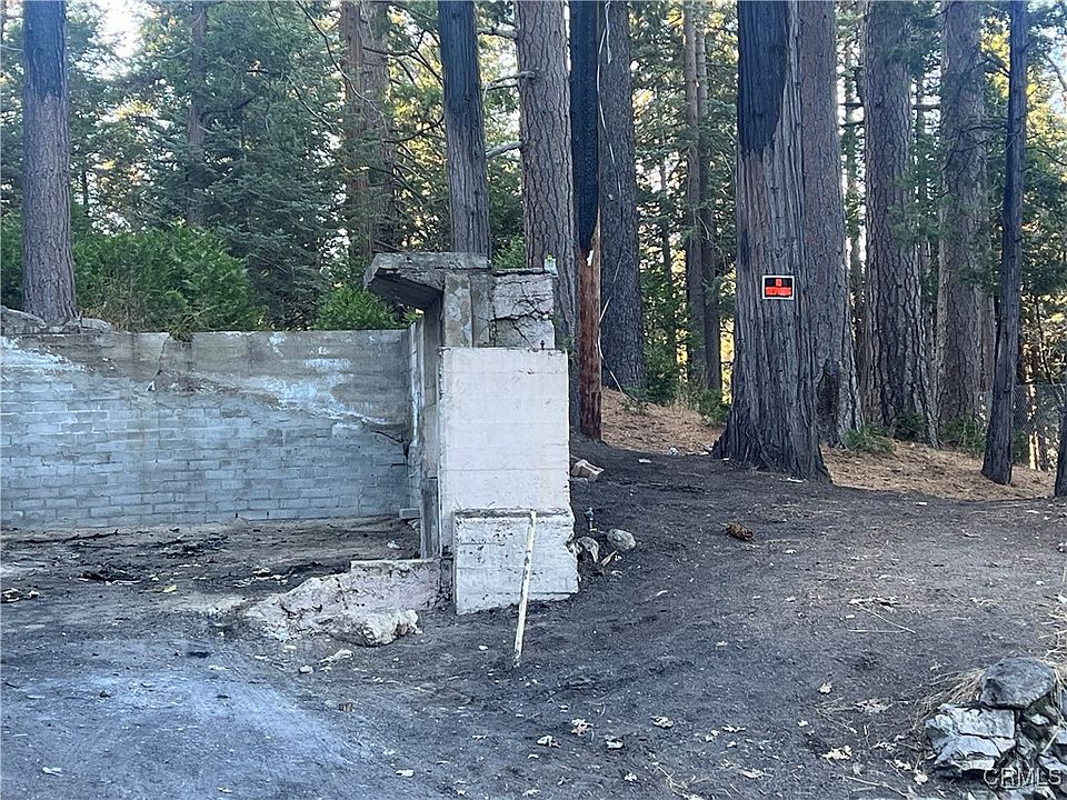 2nd image of 772 Sierra Vista Dr
