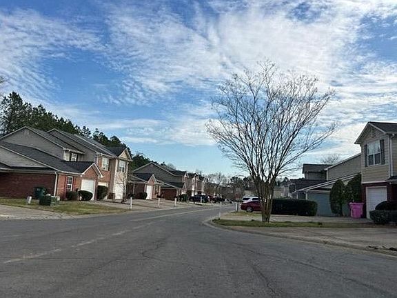 5th image of 124 Avalon Dr