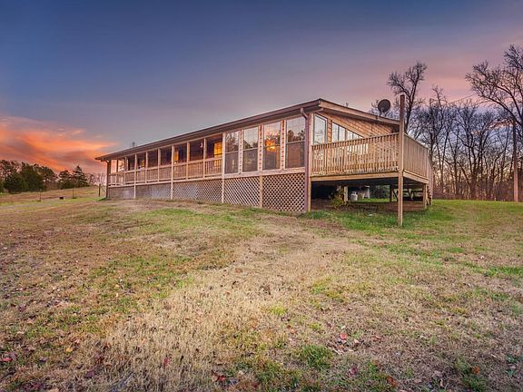 Exterior_Front_Twilight