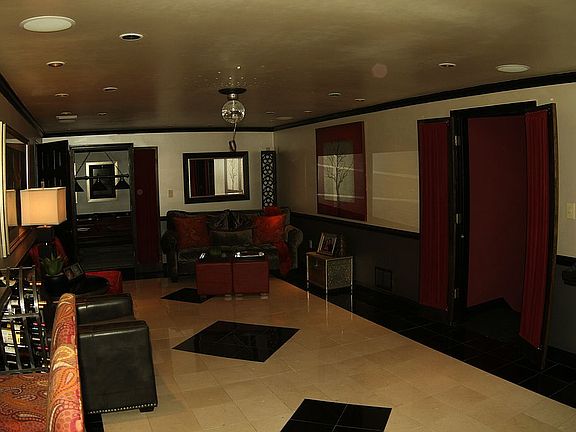 5th image of 99 Carolina Club Dr