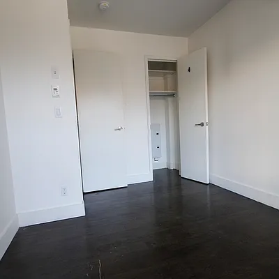 Rented by Nooklyn NYC LLC | media 10