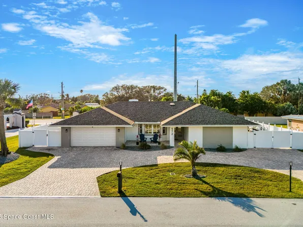 572 Spindle Palm Dr, Indialantic, FL 32903