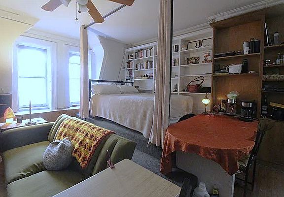 2nd image of 136 W 71st St APT 5F