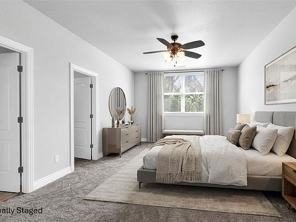 5th image of 4010 NE Miner Ct