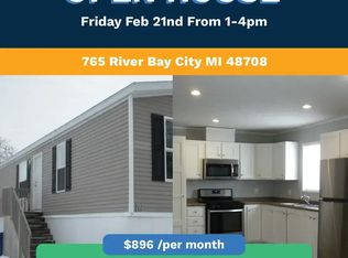 751 Auvil Dr #82, Bay City, MI 48708