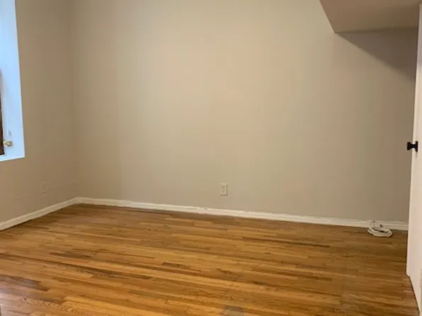 19 Cleveland Place image 1 of 7