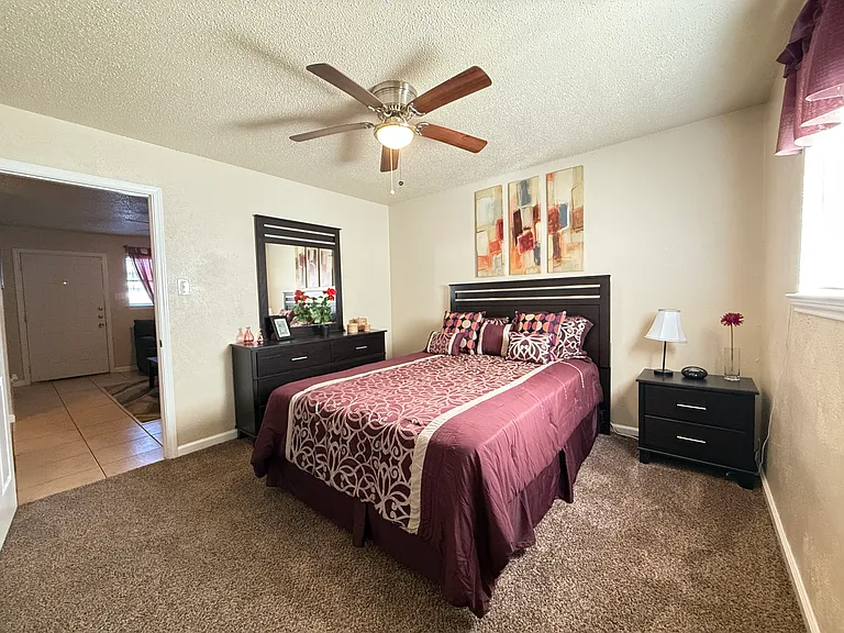 Eastgate Ridge Apartments — Photo 8