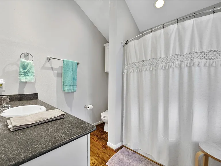 2314 Carr St — Photo 15