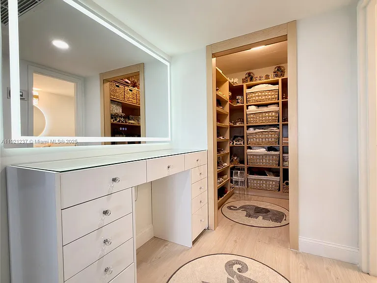 3140 S Ocean Dr #512 — Photo 45