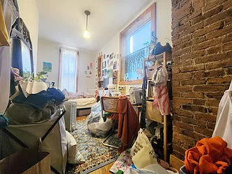 Rented by RELEASE NY