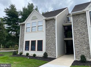 1 Summit Ct, Marlton, NJ 08053