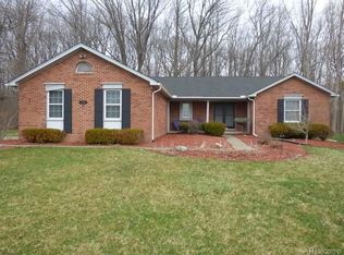30324 Le Mans Dr, Farmington Hills, MI 48336