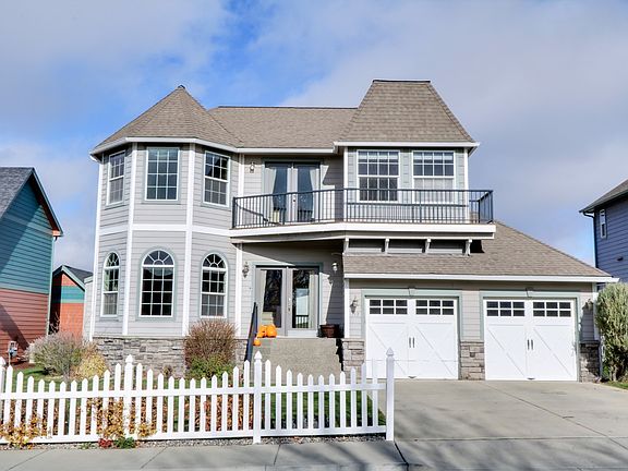 2nd image of 717 Golden Hills Dr