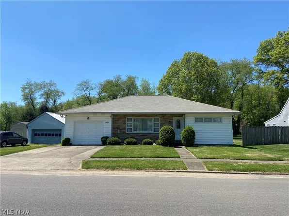494 Cross St, Newcomerstown, OH 43832