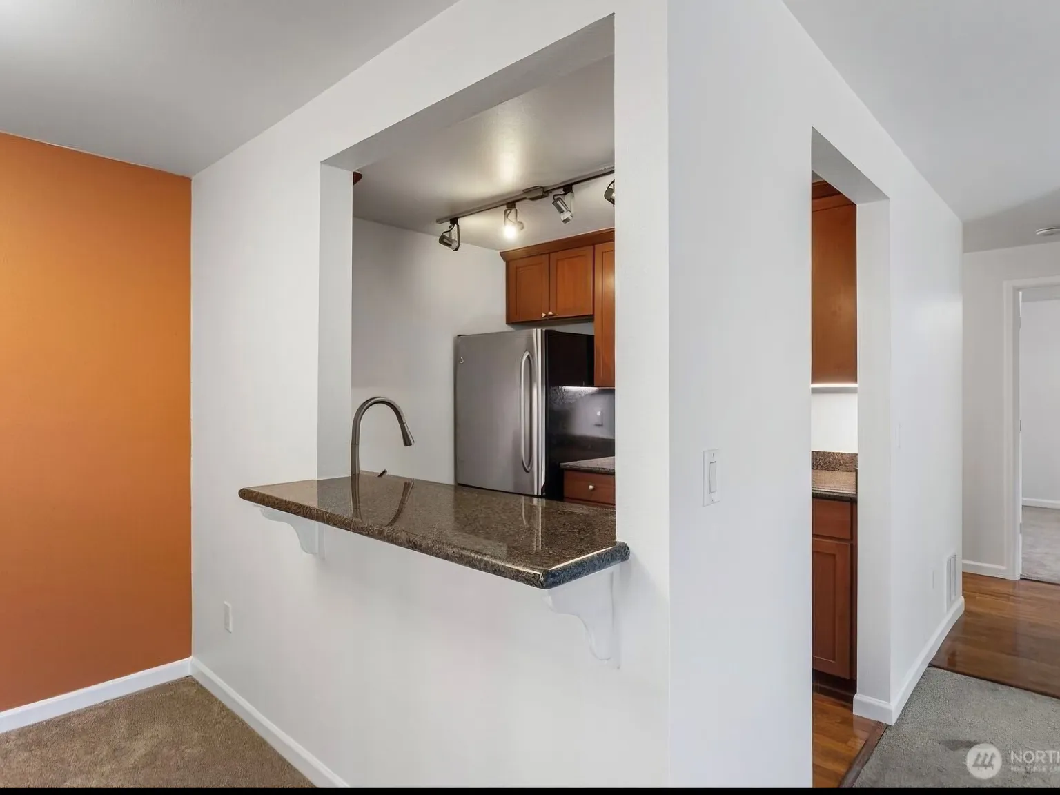 1 bed, 670 sqft, $1,850 — Photo 4