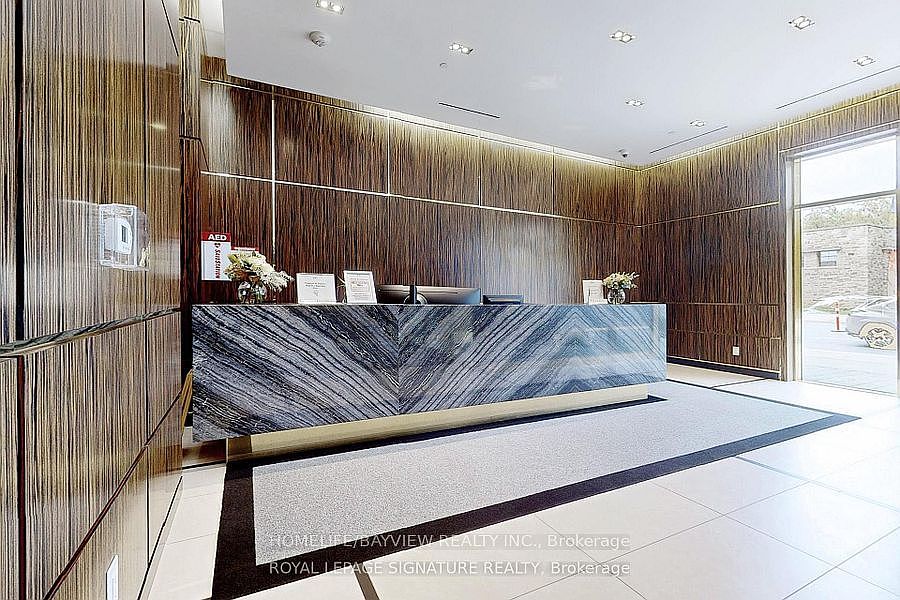 1st image of 3018 Yonge St W #203
