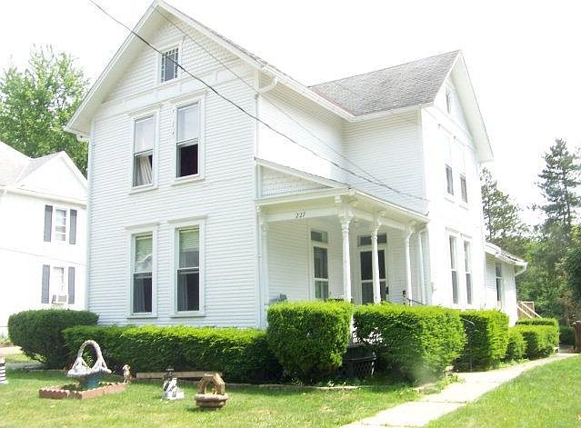 1st image of 227 Sherman St