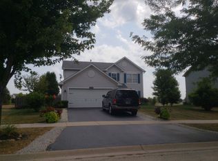 1316 Dahlgren Ln, Minooka, IL 60447