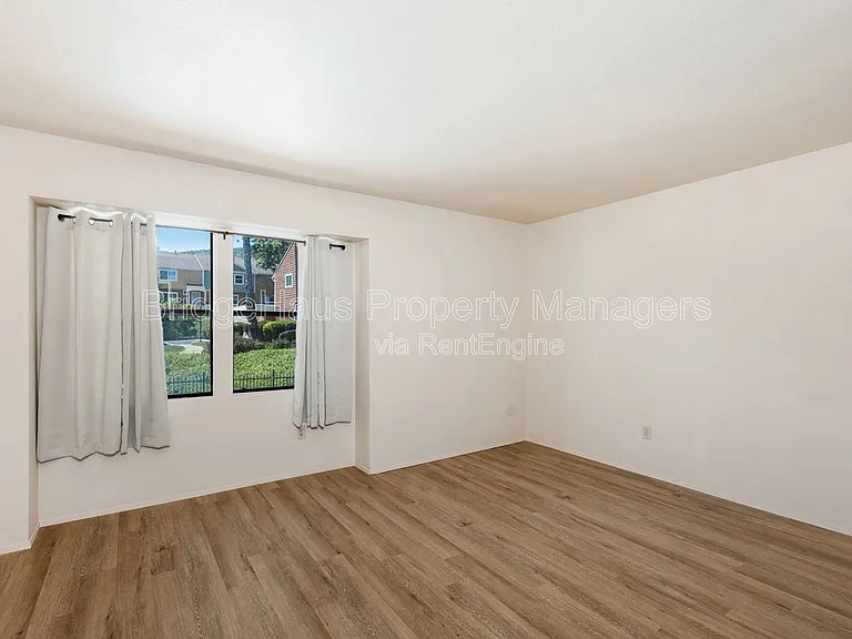 7831 Rancho Fanita Dr #D — Photo 19