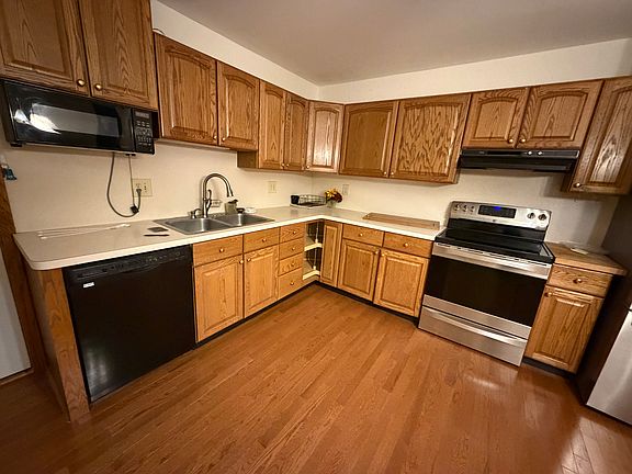 5th image of 35512 Southampton St