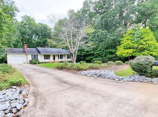 1227 E Mine St, Asheboro, NC 27205