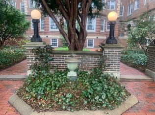 41 Linnaean St APT 42, Cambridge, MA 02138