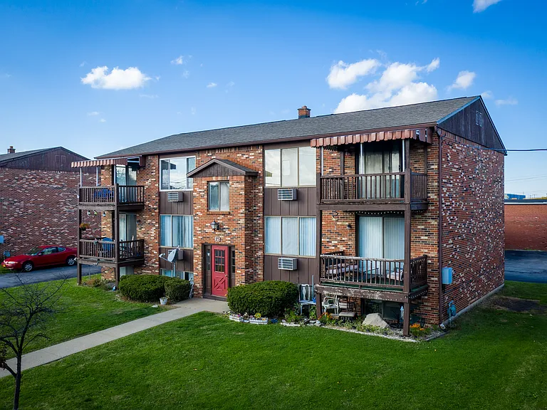 21 Barton Ct #4 — Photo 11