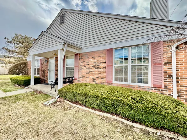 35466 Stillmeadow Ln, Clinton Township, MI 48035